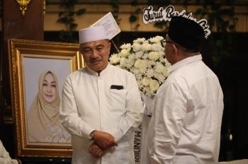 Wawali Bekasi Takziah ke Rumah Duka Istri Wiranto